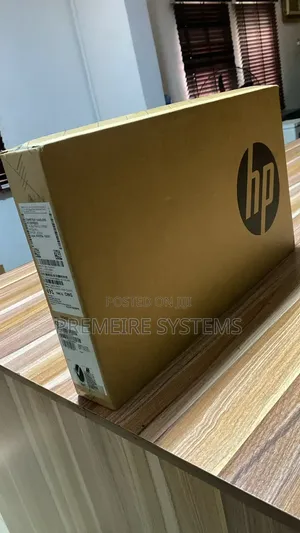 New Laptop HP 14S 16GB Intel Core i7 SSD 512GB