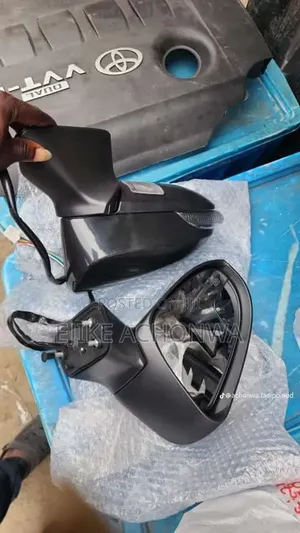 Toyota Venza 2010 to 2015 Model Side Mirror With Light Available Now