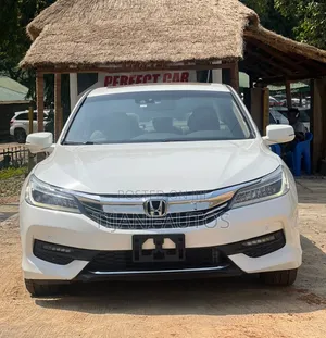 Honda Accord 2017 White