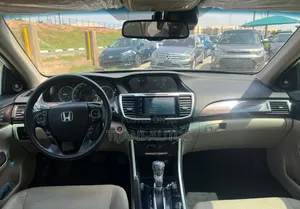 Honda Accord 2017 White