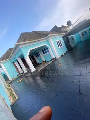 4bdrm Bungalow in Akala Express for rent