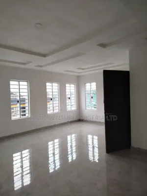 Office Space Tolet