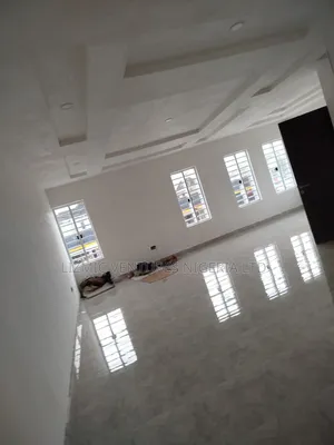 Office Space Tolet