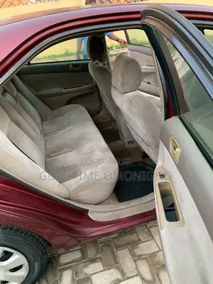 Toyota Camry 2004