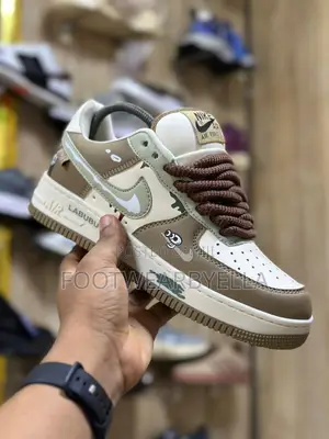 Nike Sneakers