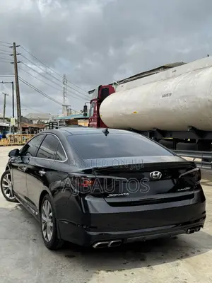 Hyundai Sonata Sport 2.0T Sedan FWD (2.0L 4cyl 6A) 2016 Black
