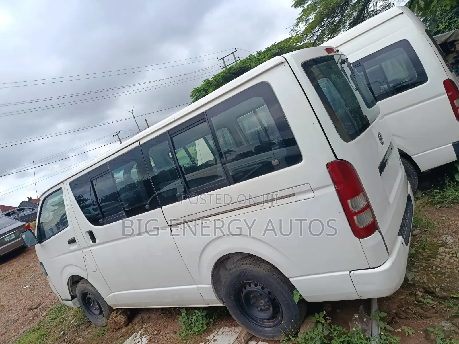 Toyota HiAce 2015 White