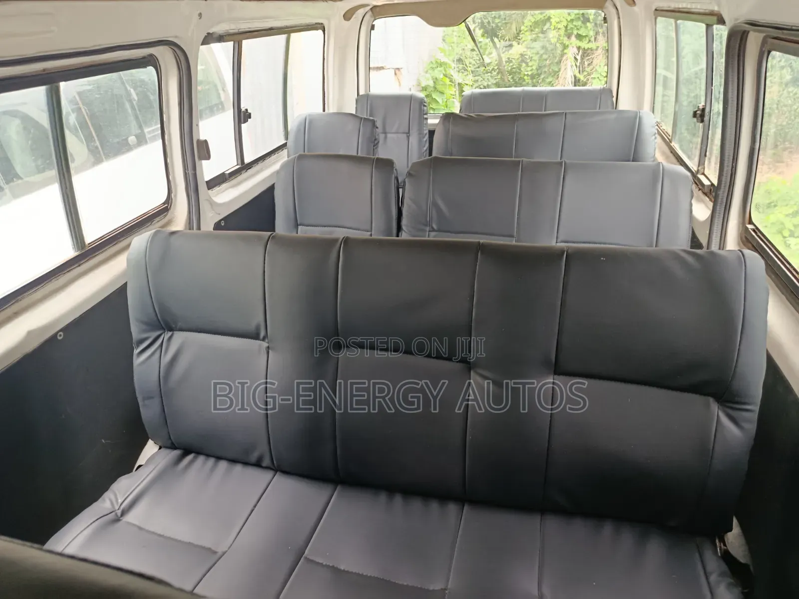 Toyota HiAce 2015 White