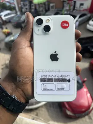 Apple iPhone 13 128 GB White