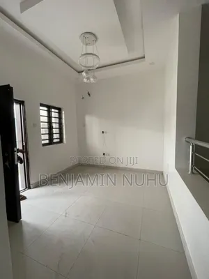4bdrm Townhouse / Terrace in Soniboy Court 2, Sangotedo for rent