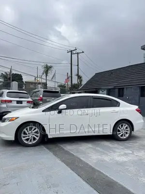 Honda Civic 2012 White