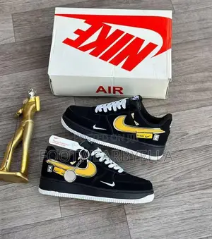 Nike Sneakers