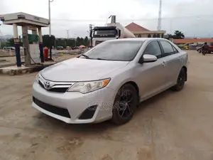 Toyota Camry 2014 Silver