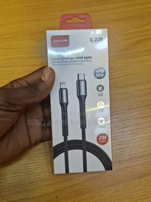 Poolee Cable USB-C to Lightening