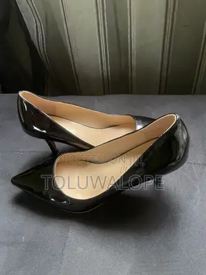 Wetlooks Black Leather Lutalica W Shoe