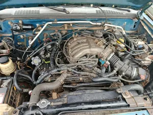 Nissan Frontier Automatic 2005 Blue