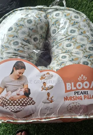 Pearl Nursing Pillow