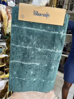 Bluenity Bathmat