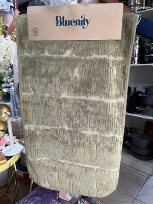 Bluenity Bathmat