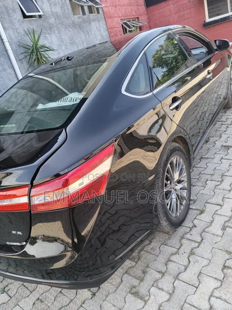 Toyota Avalon 2016 Black
