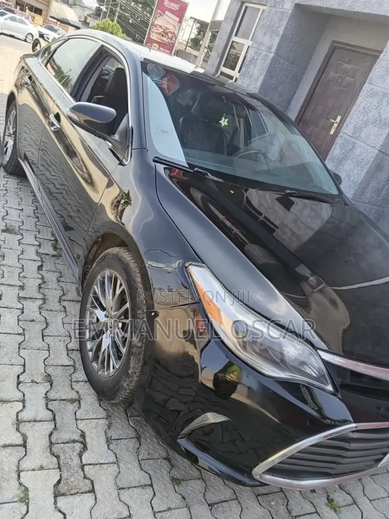 Toyota Avalon 2016 Black
