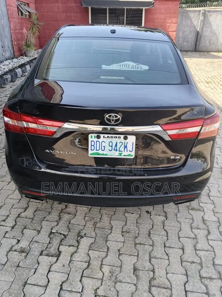 Toyota Avalon 2016 Black
