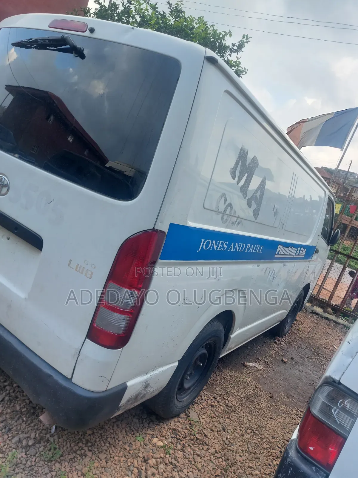 Toyota HiAce 2006 White