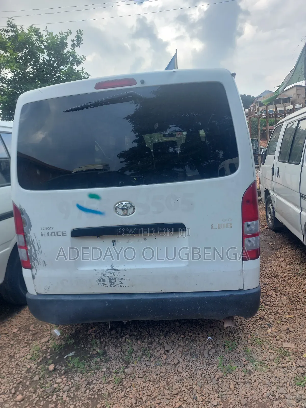 Toyota HiAce 2006 White