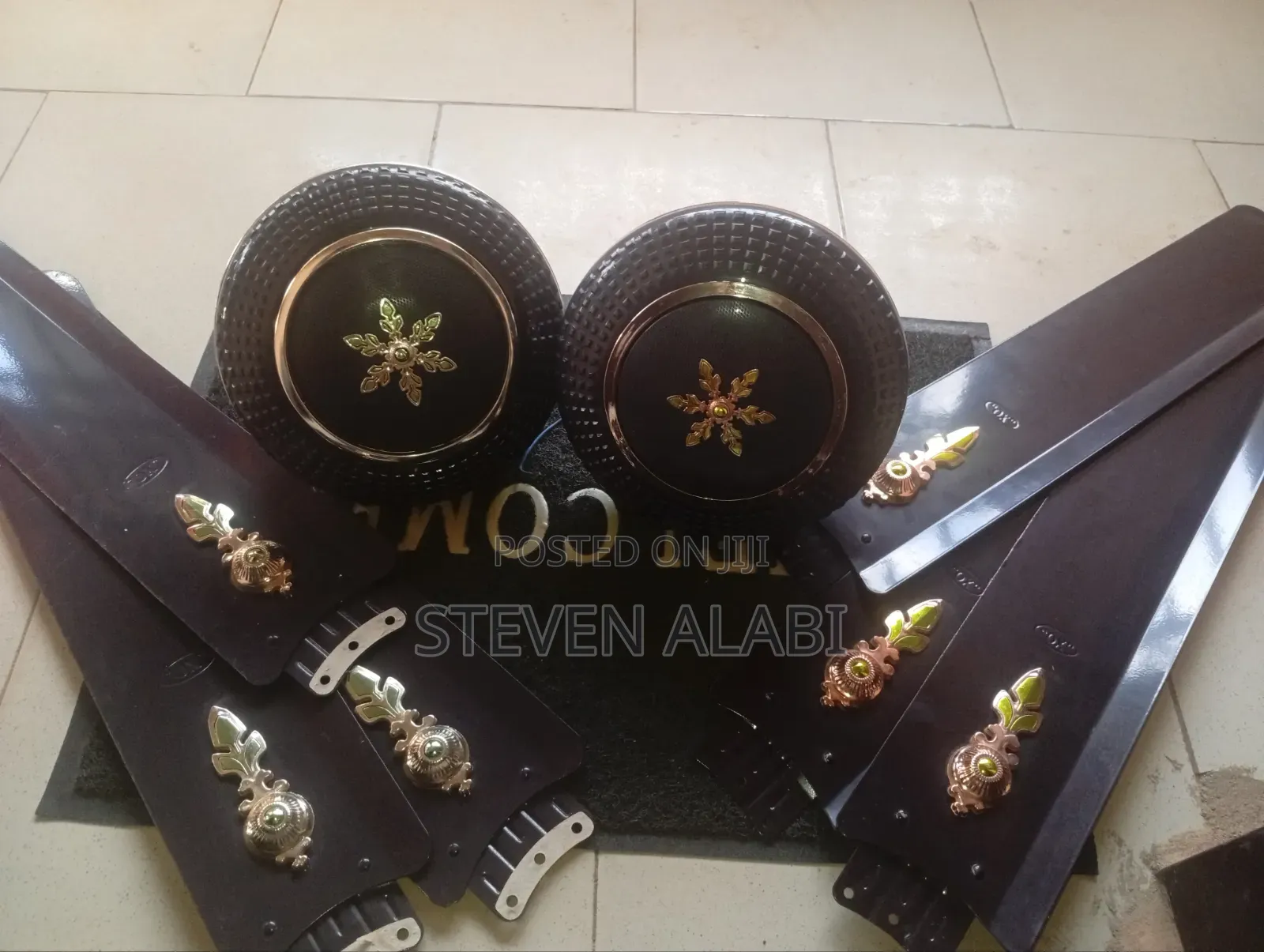 2 Ox Ceiling Fans