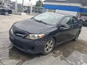 Toyota Corolla 2013 Black