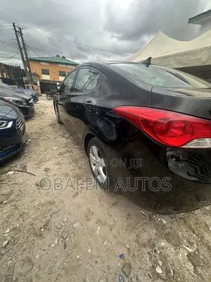Hyundai Elantra SE 4dr Sedan (1.8L 4cyl 6A) 2014 Black