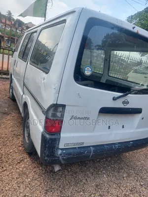 Nissan Vanette 2005 White
