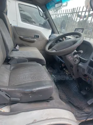 Nissan Vanette 2005 White