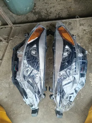 Headlamp Toyota Corolla 2014-2015