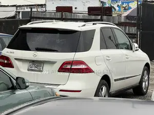 Mercedes-Benz M Class 2013 White