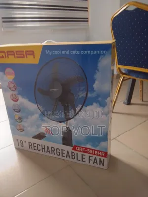 Qasa 18" Rechargeable Standing Fan With USB Port