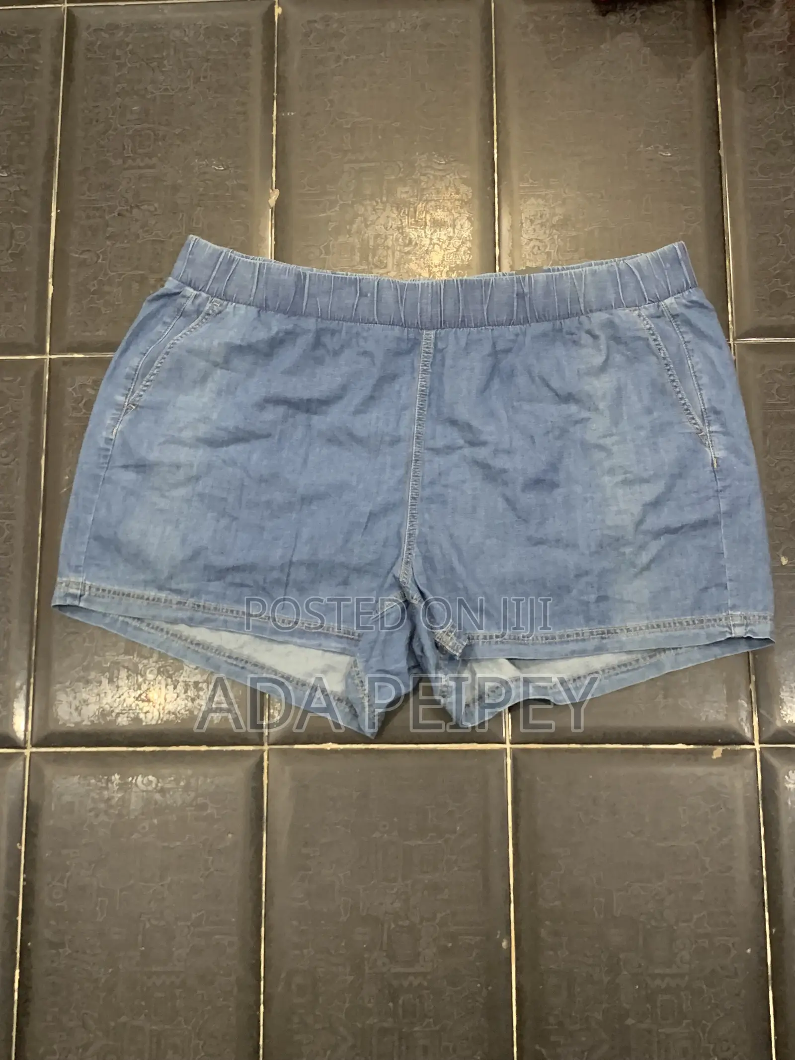 Stock Jeans