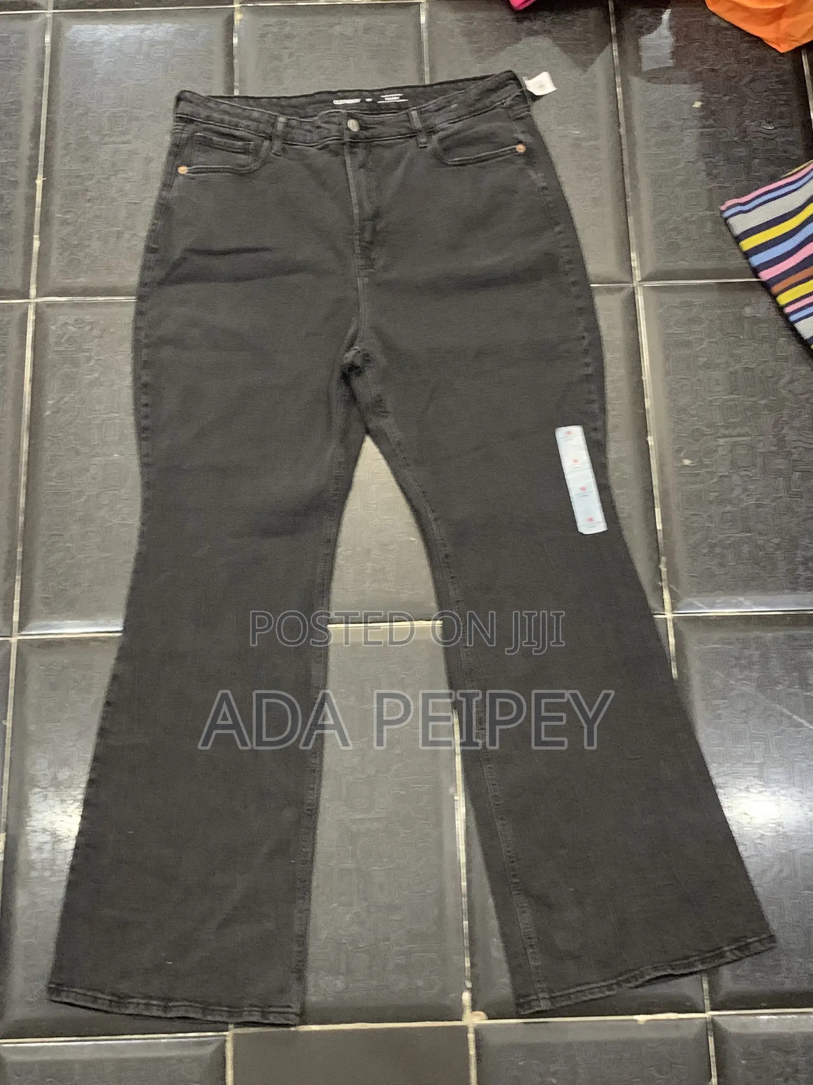 Stock Jeans