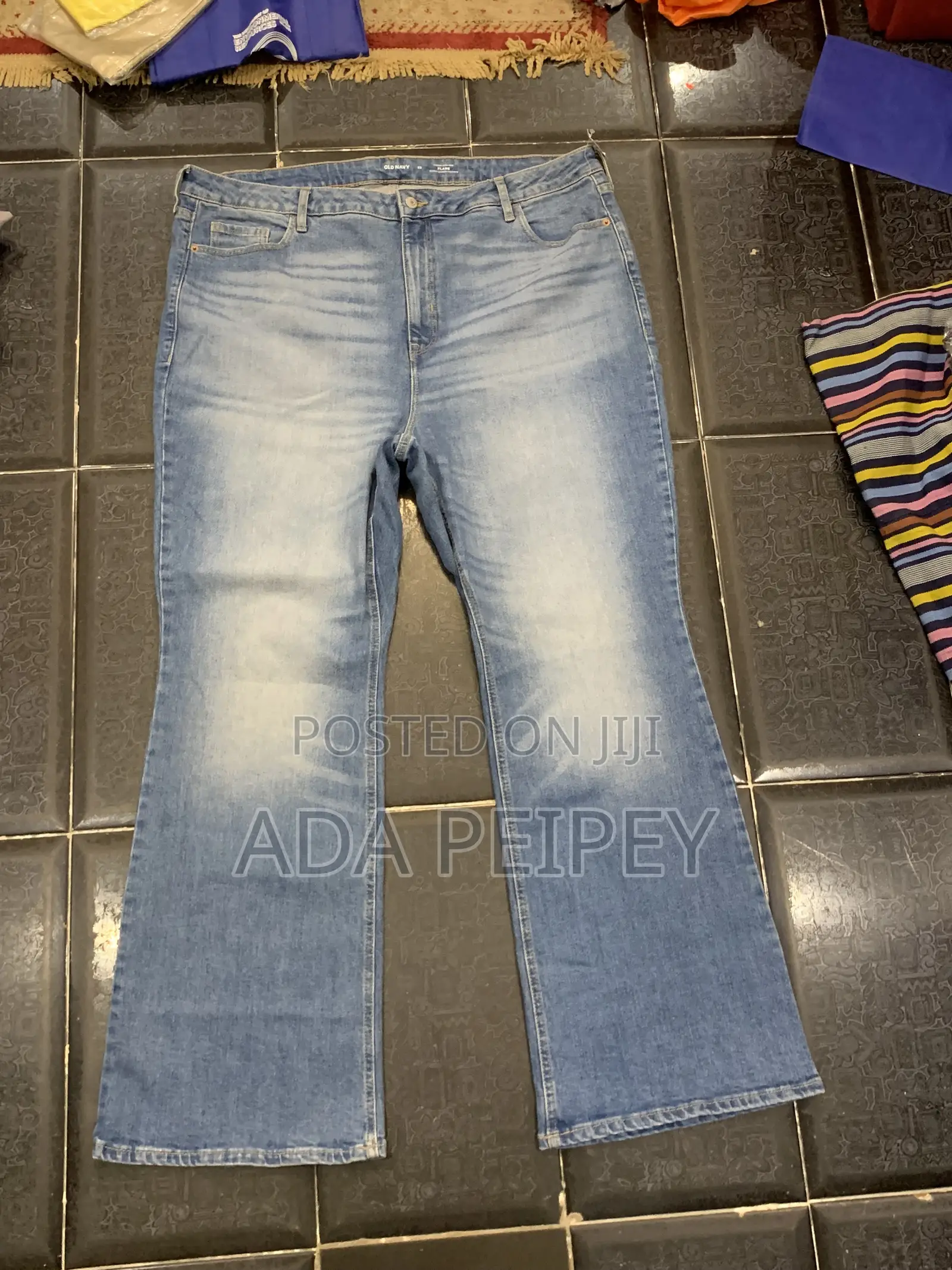 Stock Jeans