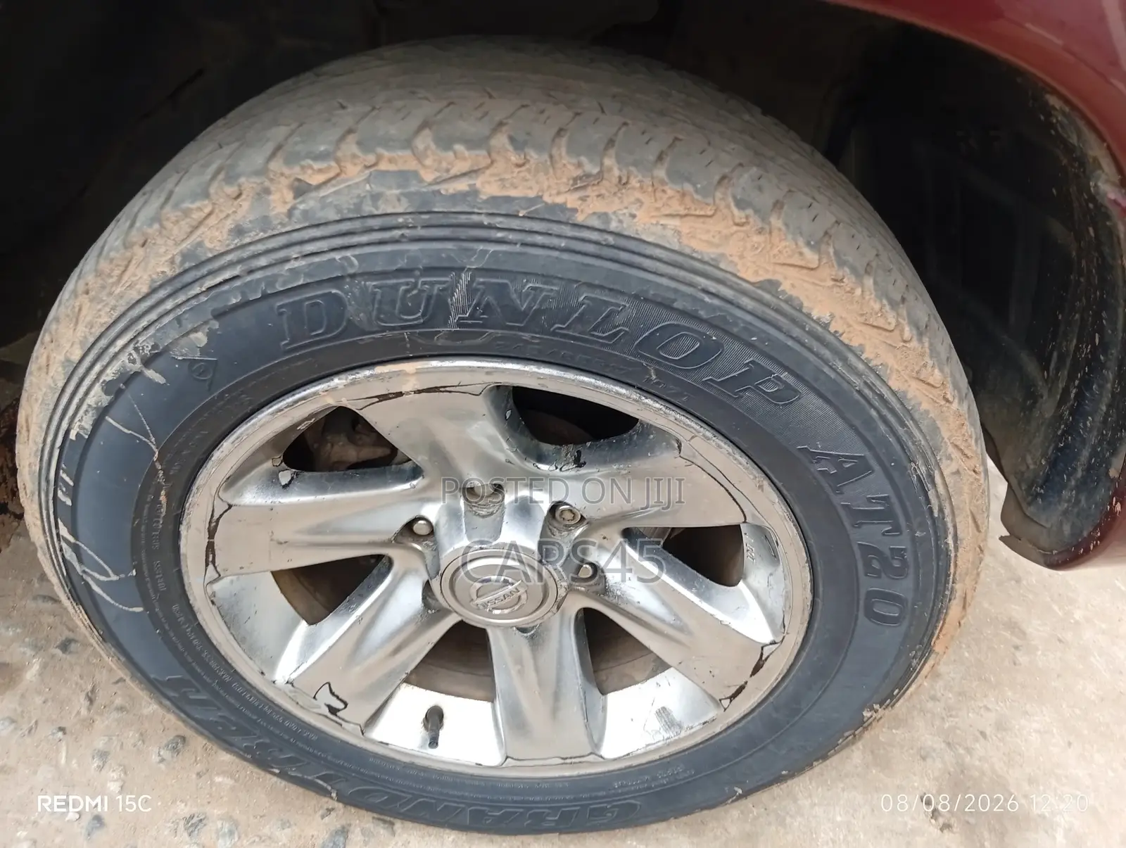 Nissan Pathfinder 2004 Red