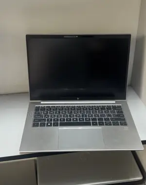 Laptop HP EliteBook 840 10 8GB AMD Ryzen 5 SSD 256GB
