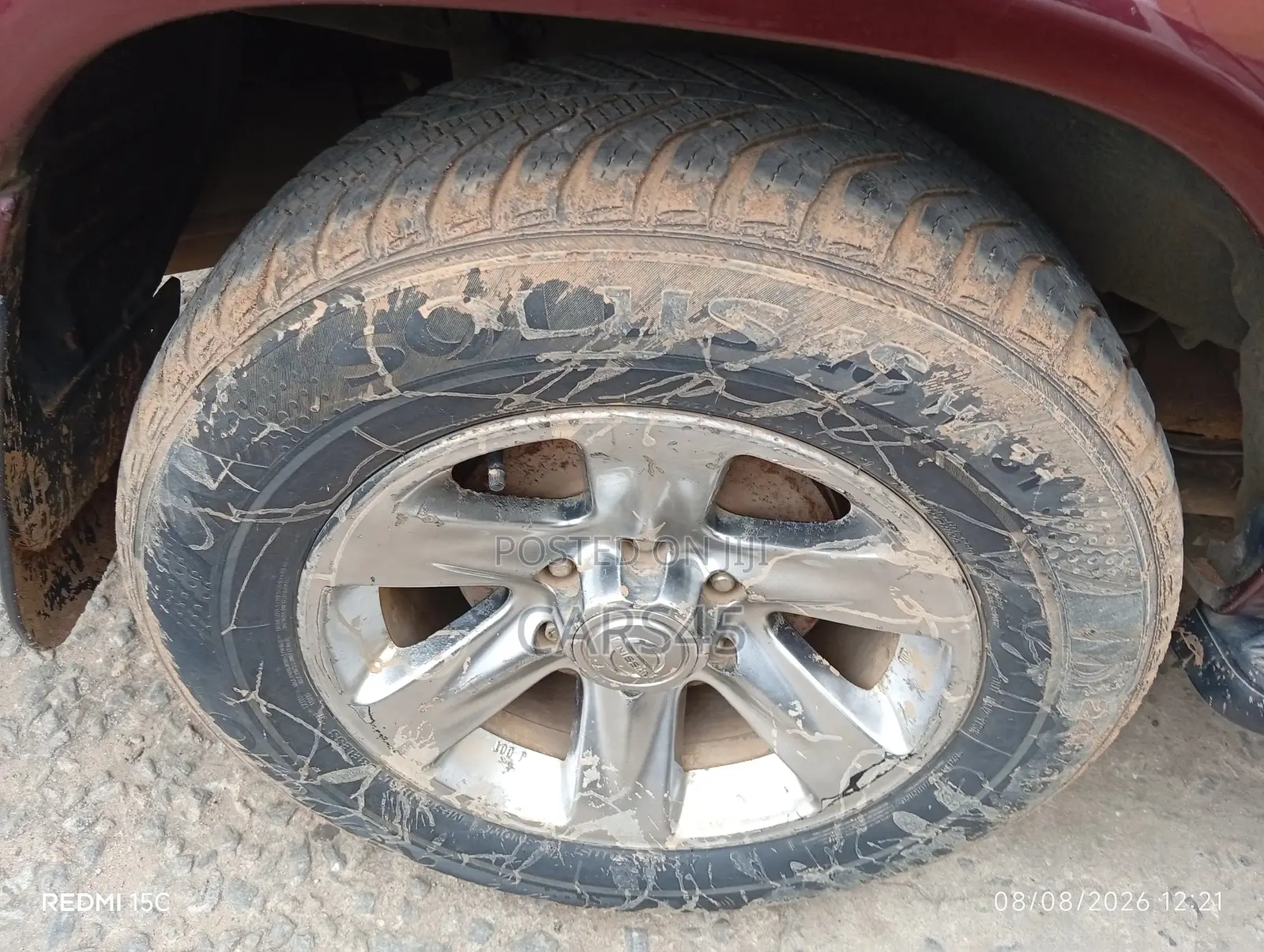 Nissan Pathfinder 2004 Red