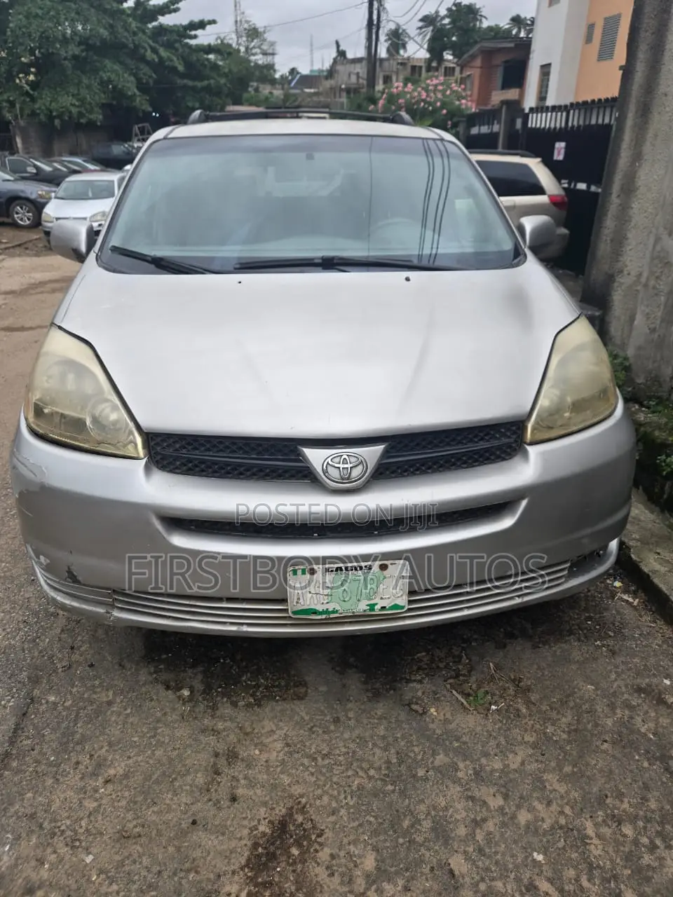 Toyota Sienna 2005 Gray