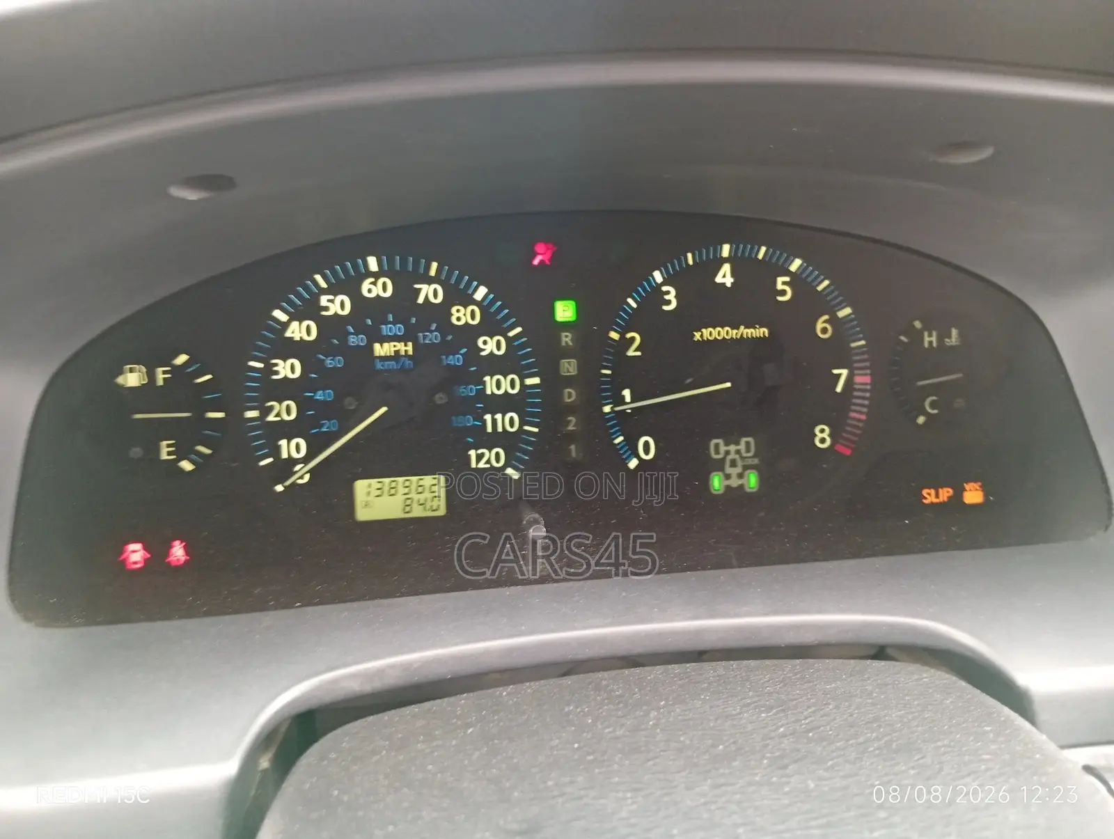 Nissan Pathfinder 2004 Red