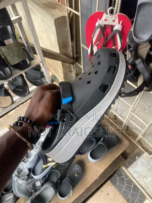 Original Classic Crocs Clogs – Comfortable Casual Unisex Footwear