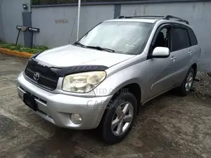 Toyota RAV4 2005 Silver