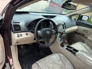 Toyota Venza AWD 2010 Brown