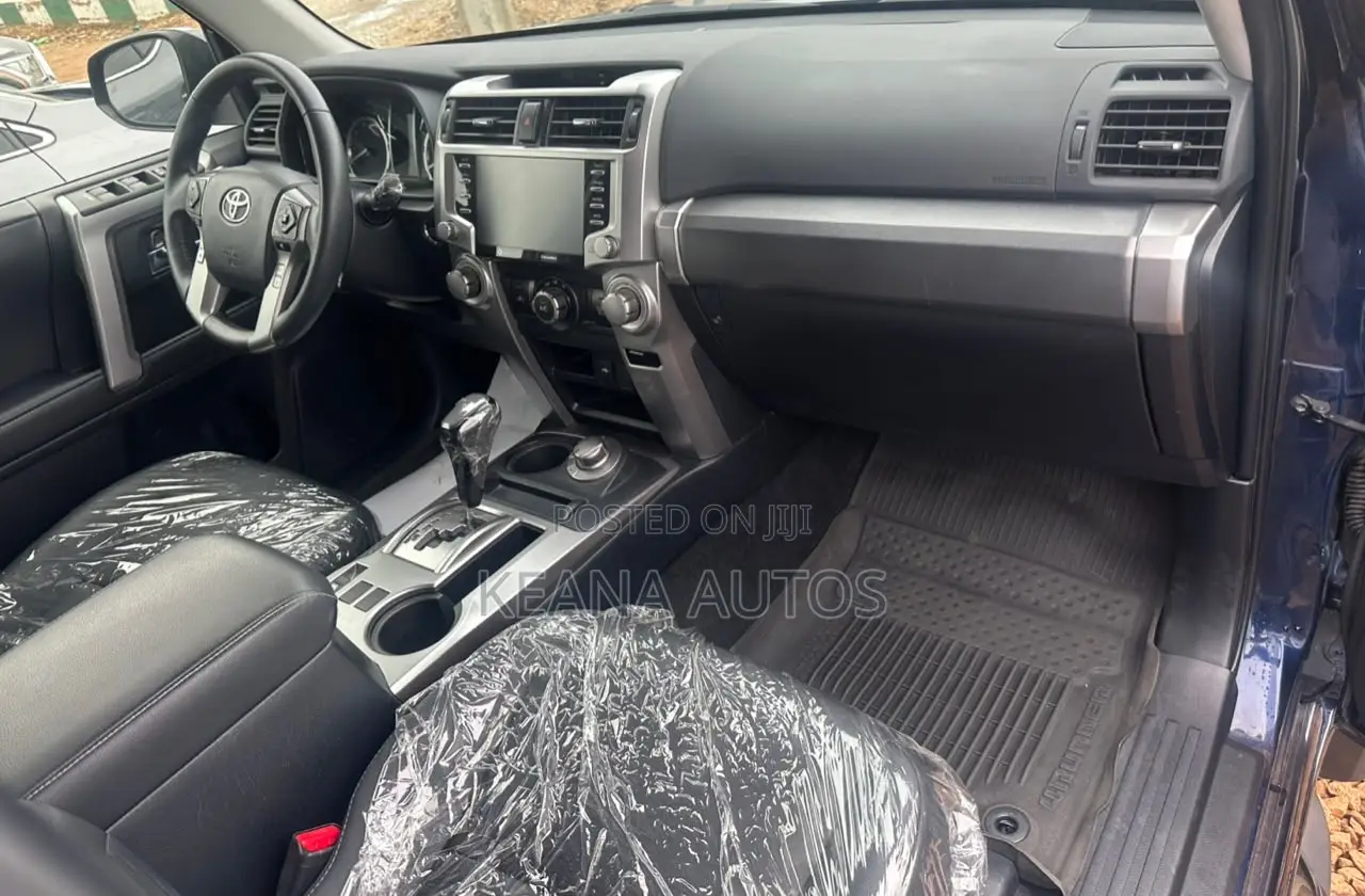 Toyota 4-Runner 2022 Blue