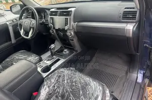 Toyota 4-Runner 2022 Blue