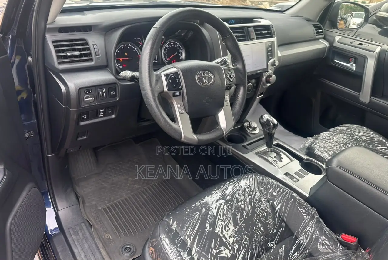 Toyota 4-Runner 2022 Blue